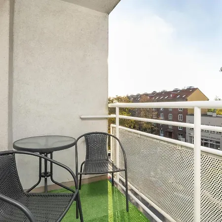 Stylish Near Hala Arena By Renters